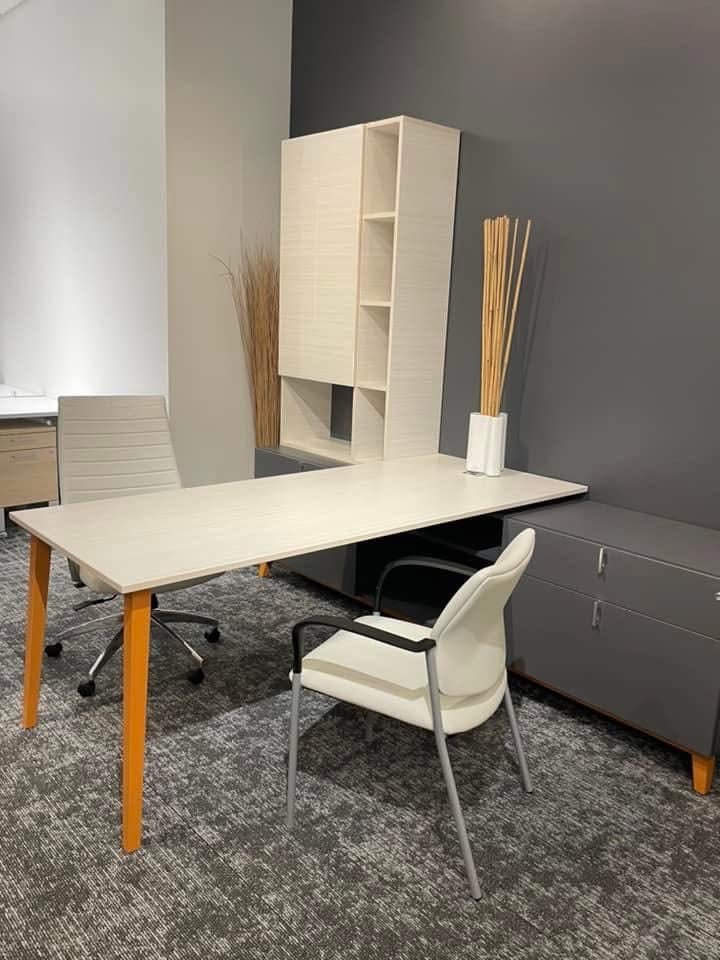 Global Accord Conference & Managment Chair