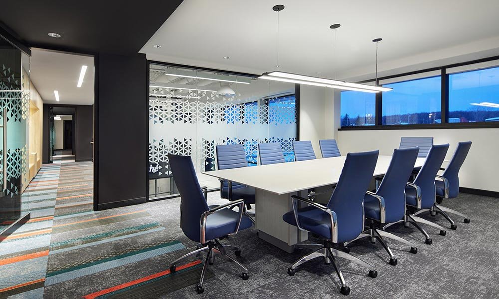 Zira Table & Global Accord Chairs